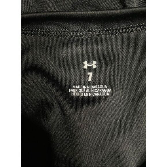 Under Armour My Legacy Starts Now Boys Black Long Sleeve Tee Size 7 - Picture 4 of 5